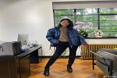 吕燕图片